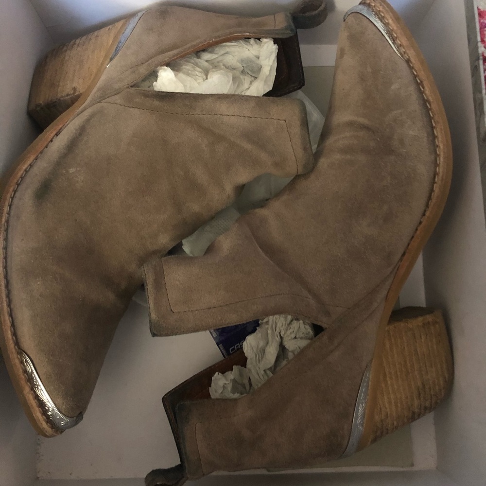 Jeffrey Campbell Cromwell Taupe Distressed boots
